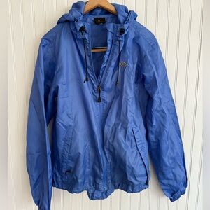 Women’s Raincoat Size Small - lightweight windbreaker rain and wind resistant